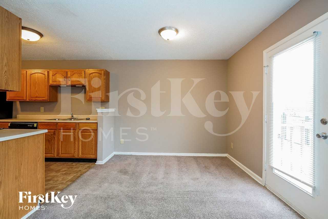 2925 Redland Ln - Photo 5 of 15