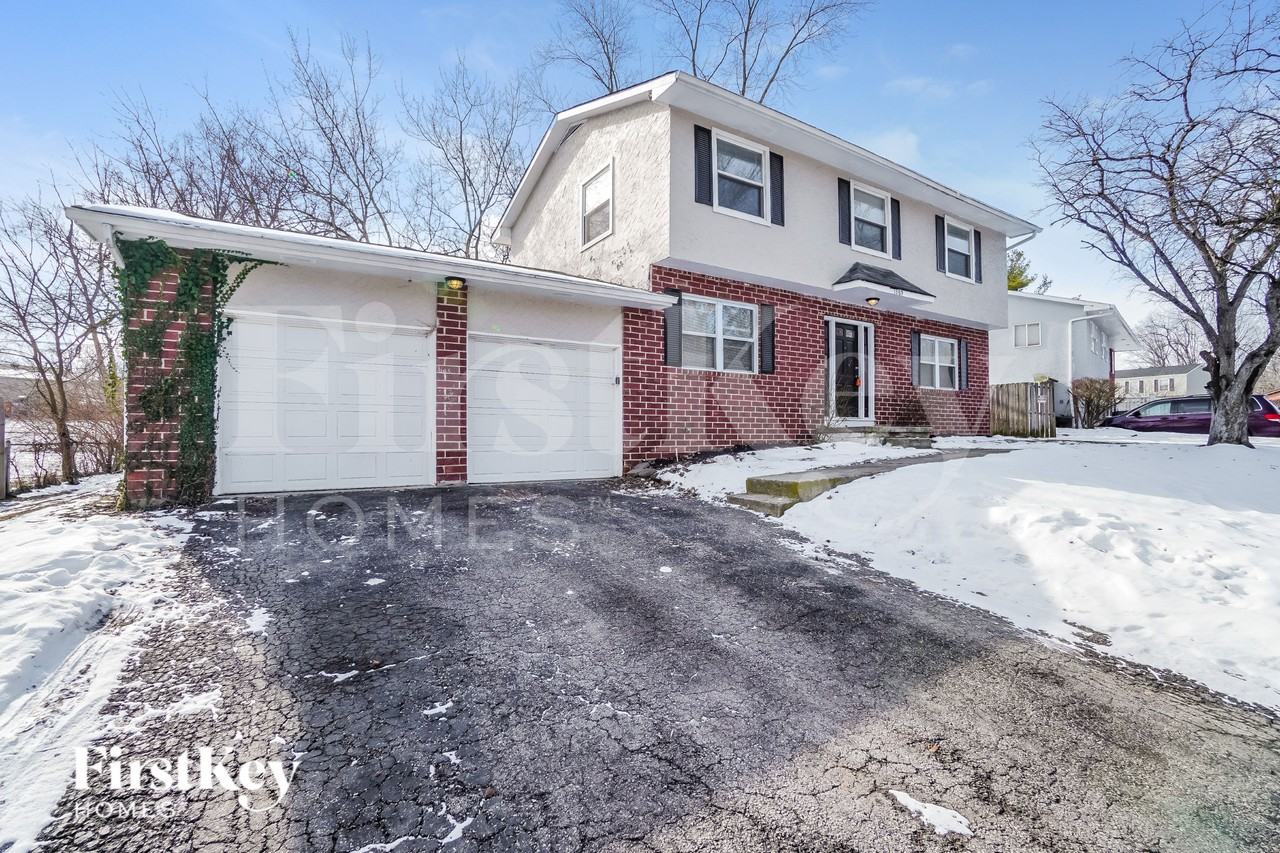 1369 Greenock Rd - Photo 2 of 16