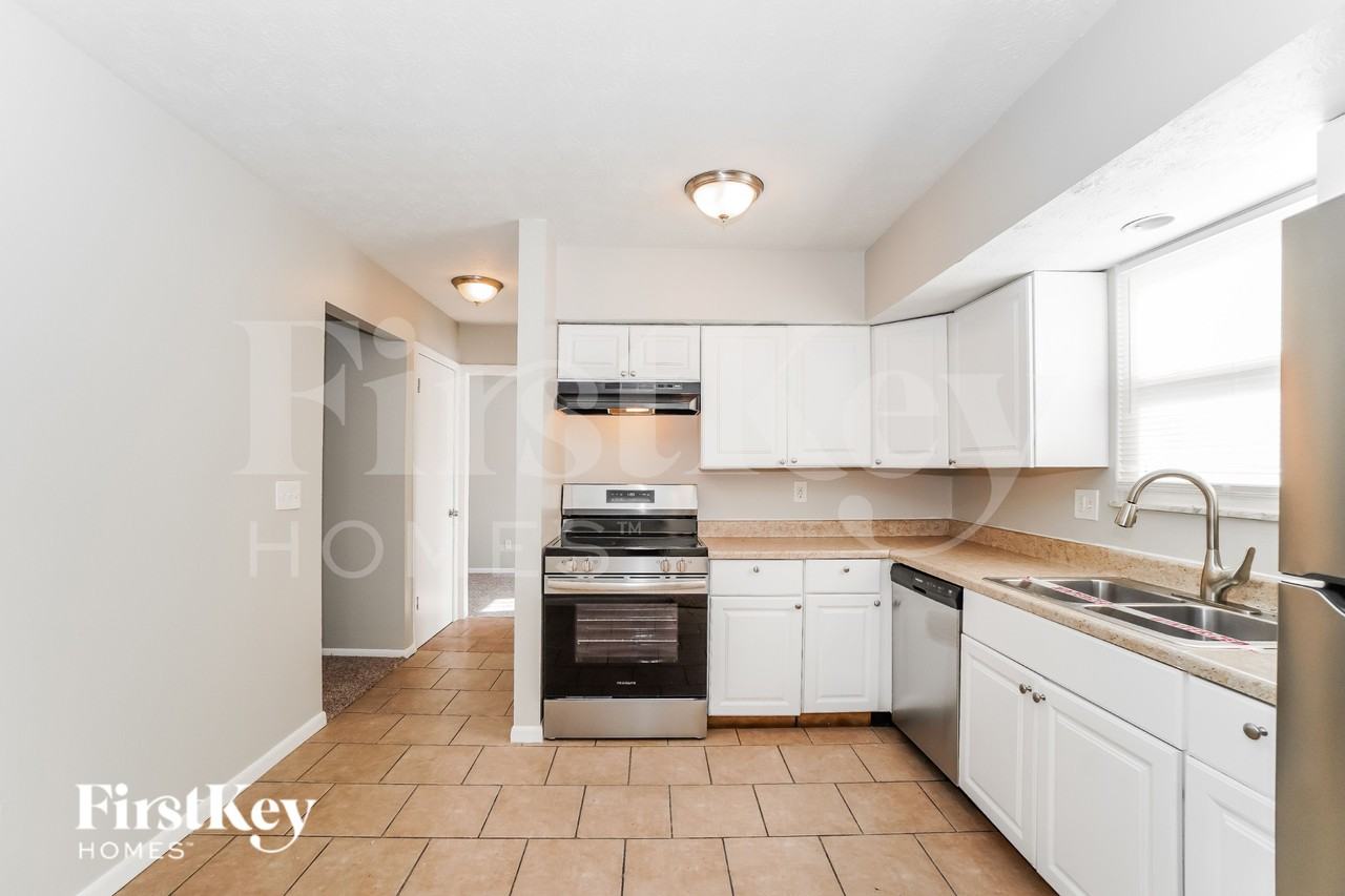 1369 Greenock Rd - Photo 7 of 16