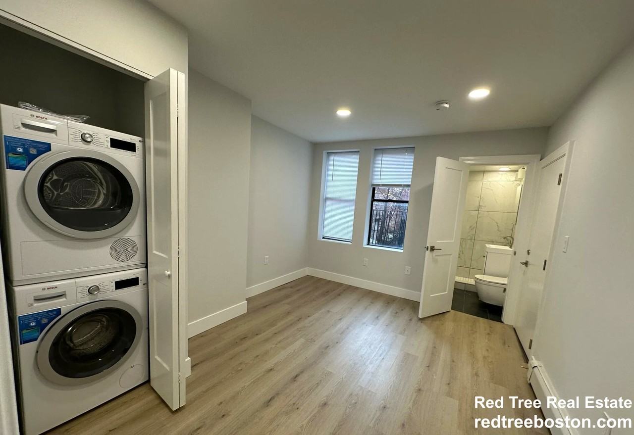 44A Joy St #7 - Photo 3 of 12