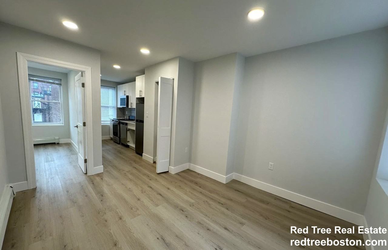 44A Joy St #7 - Photo 5 of 12