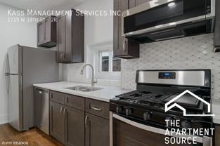 1719 W 18th St #2R - Photo 1 of 1