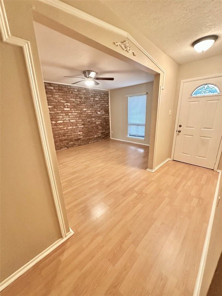 3758 Laura Leigh Dr - Photo 7 of 13