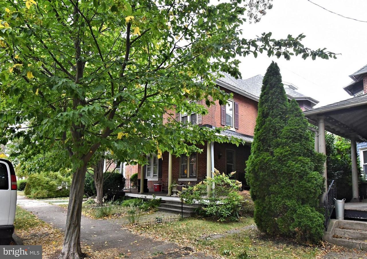 365 2nd Ave - Photo 2 of 50