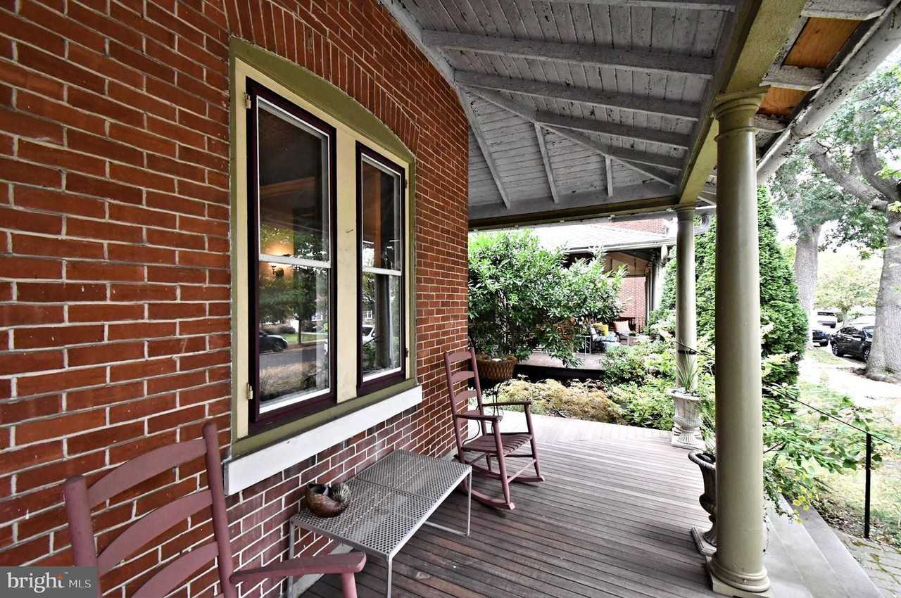 365 2nd Ave - Photo 5 of 50