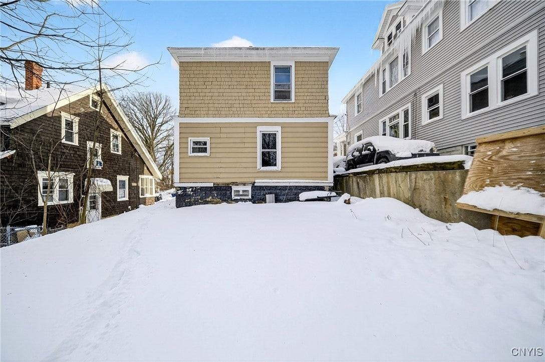 162 Reed Ave - Photo 4 of 33