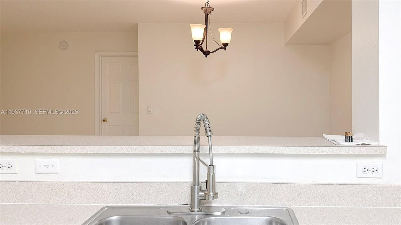 677 Sw 111th Ave ##204 - Photo 4 of 21