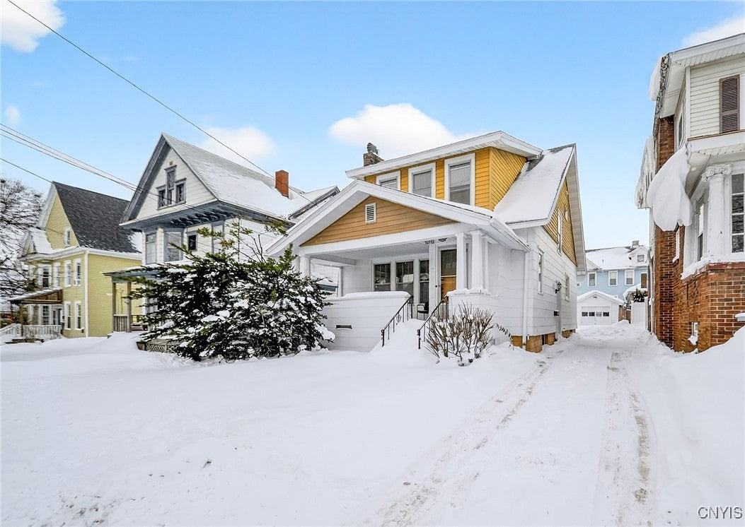 1521 Grant Blvd - Photo 3 of 32