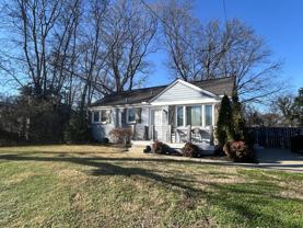 3207 Southlake Dr - Photo 1 of 1