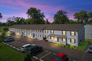 featured image of 2713 Center St #C