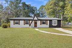 351 Queens Way - Photo 1 of 1