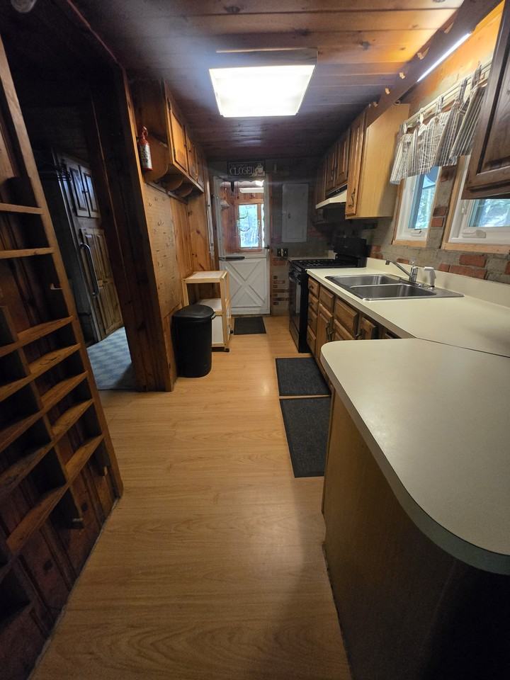 16 Ledge Hill Rd - Photo 4 of 27