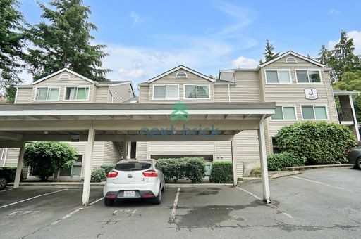 12040 100th Ave Ne - Photo 2 of 18