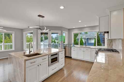 11815 106th Ave Ne - Photo 3 of 39