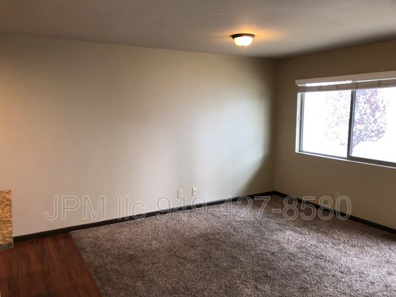 520 Colorado River Blvd - Photo 5 of 6