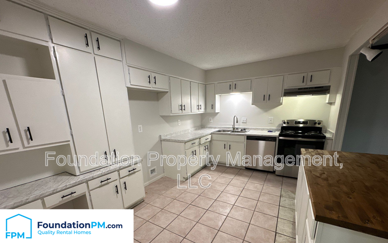 3655 Haughton Ln #1UNIT2 - Photo 3 of 28