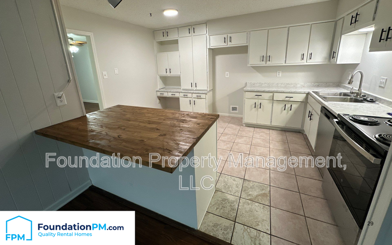 3655 Haughton Ln #1UNIT2 - Photo 5 of 28