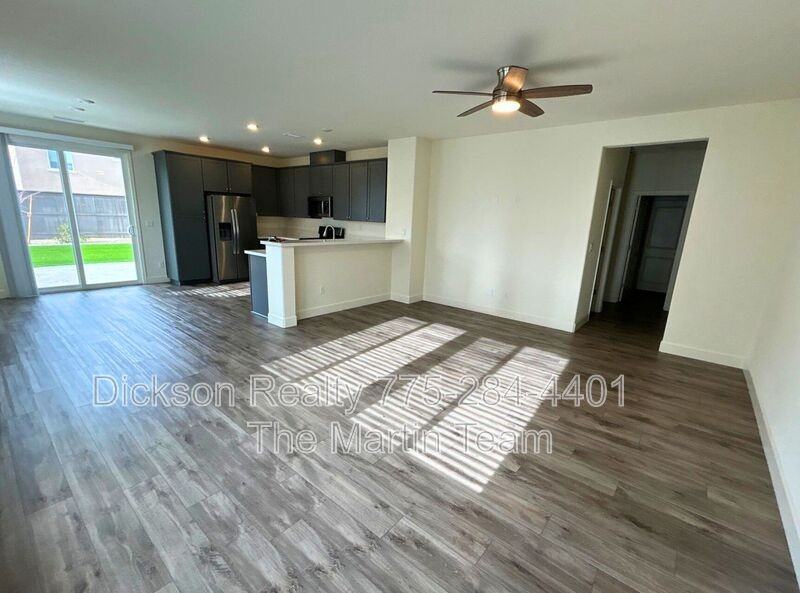 7145 Owl View Dr - Photo 3 of 28