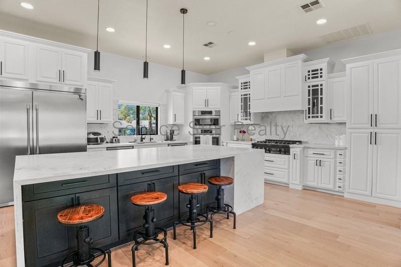 4821 N 28th Pl - Photo 4 of 27