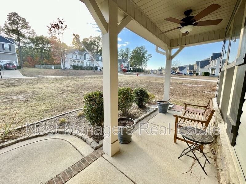 211 Executive Dr - Photo 2 of 42