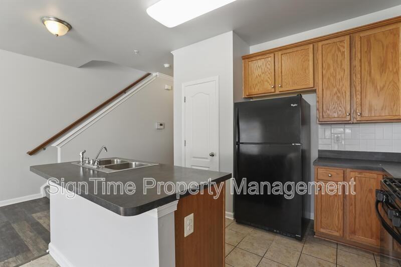 18234 Hurricane Ct - Photo 6 of 37