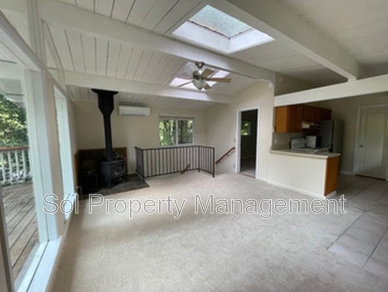 175 S Redwood Dr - Photo 5 of 30