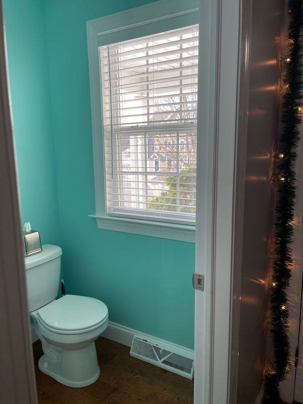 1650 Matthew Dr - Photo 2 of 21