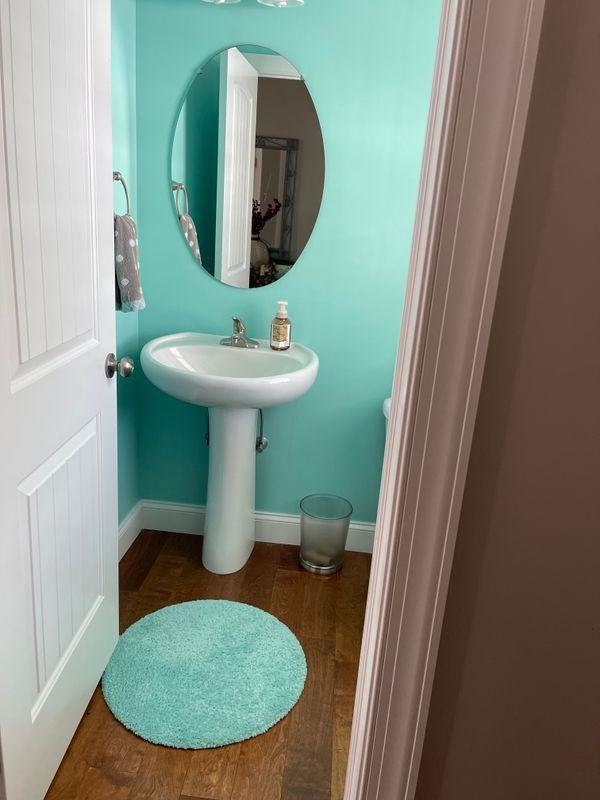 1650 Matthew Dr - Photo 3 of 21