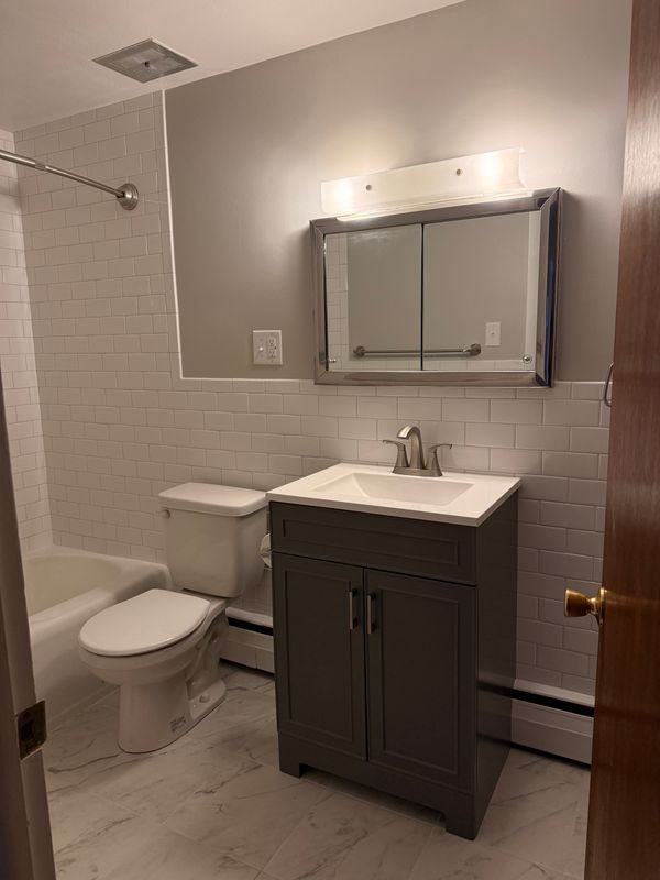 25 N Hellertown Ave - Photo 3 of 24