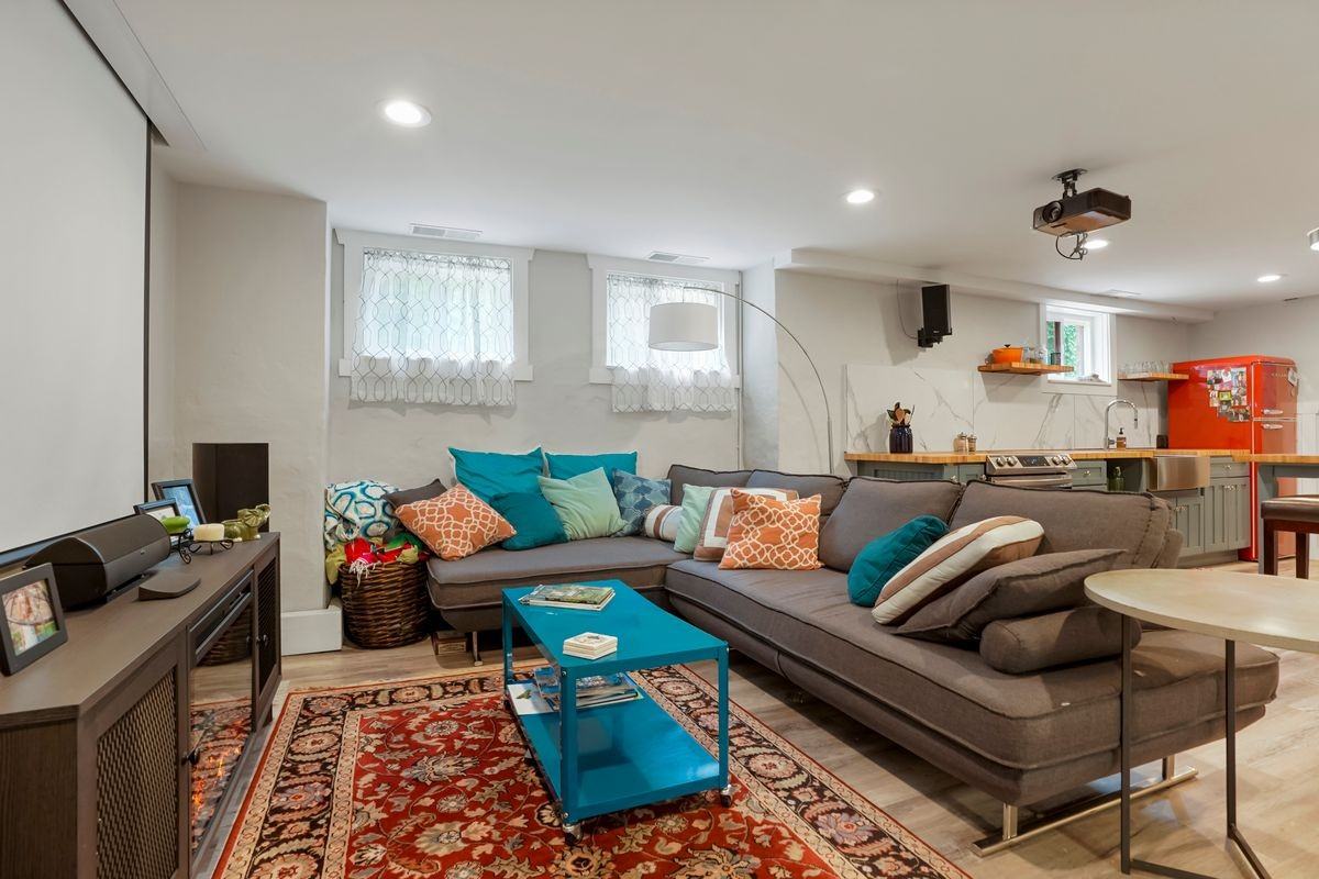 1421 Osceola St - Photo 2 of 14