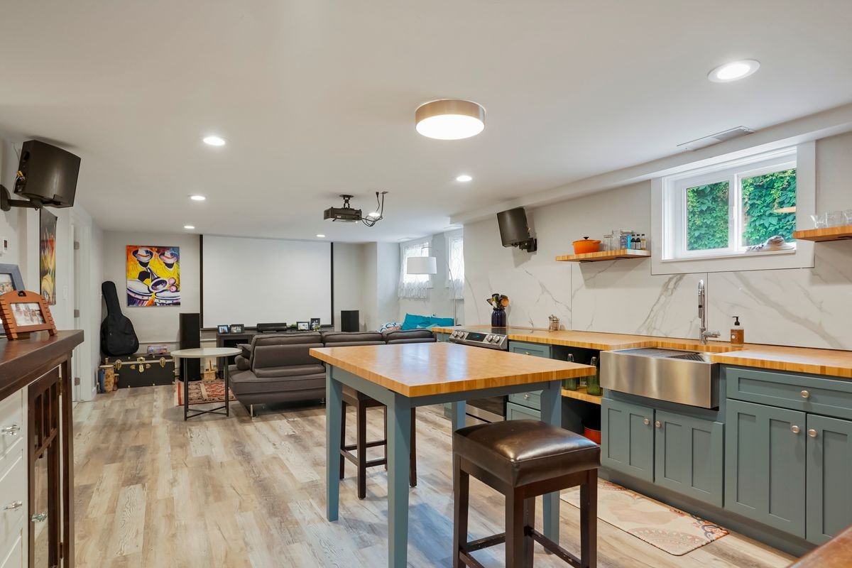 1421 Osceola St - Photo 3 of 14