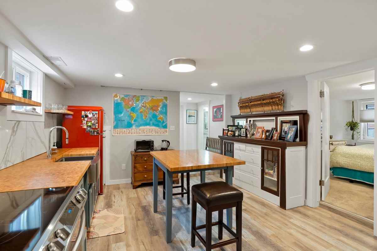 1421 Osceola St - Photo 4 of 14