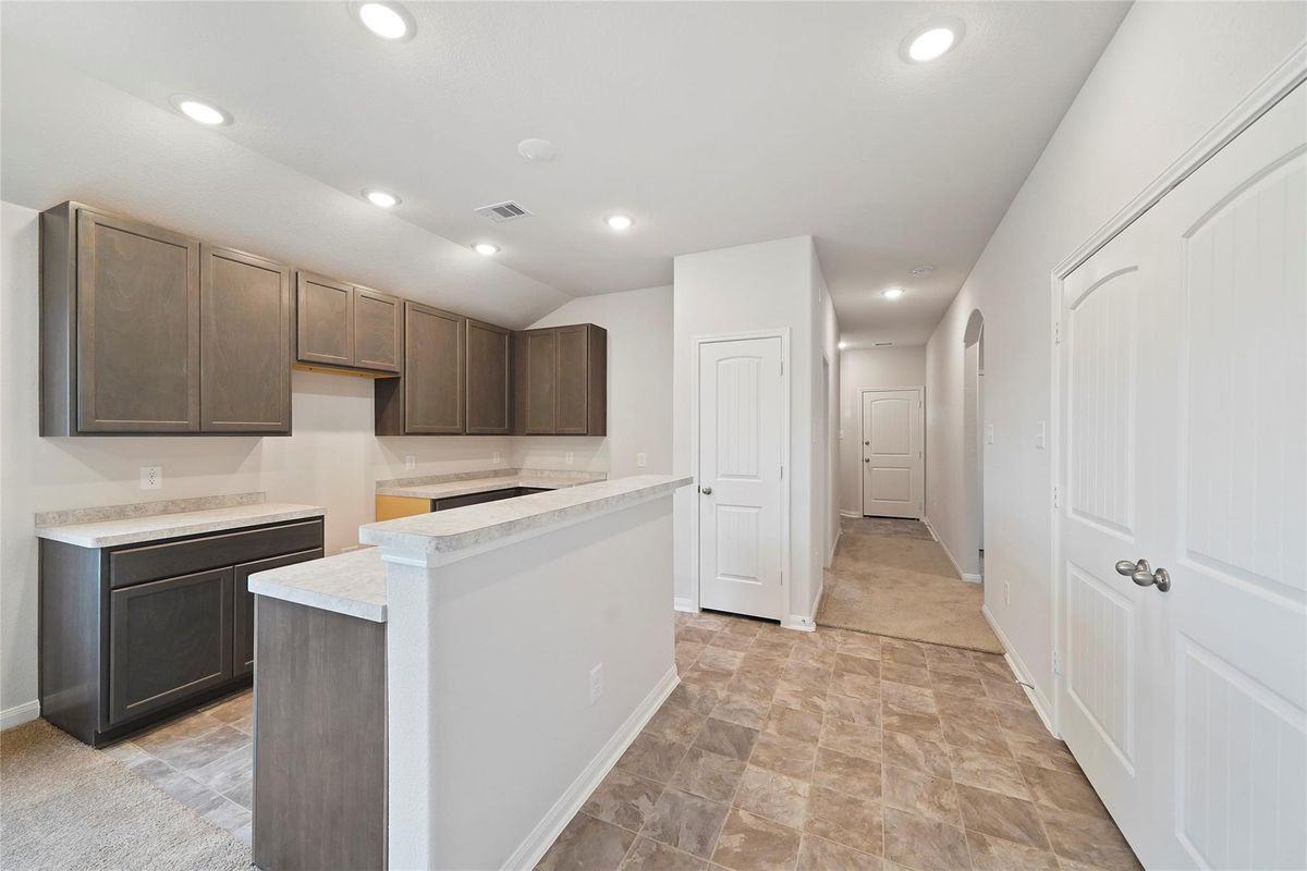 18407 Christine Elizabeth Ln - Photo 2 of 16