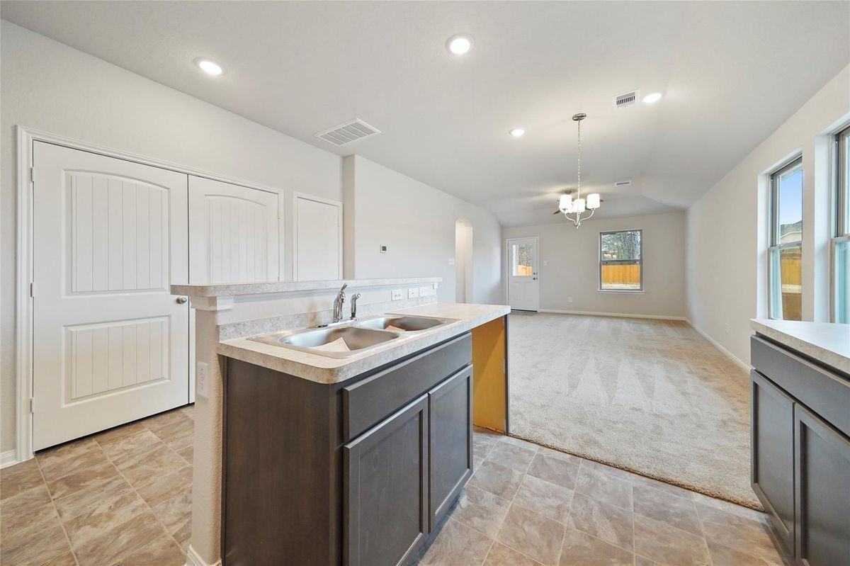 18407 Christine Elizabeth Ln - Photo 3 of 16