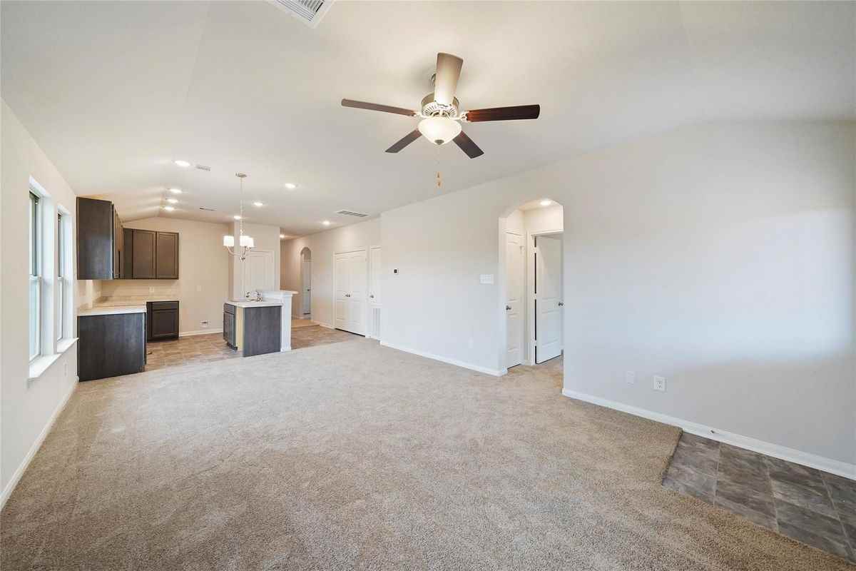 18407 Christine Elizabeth Ln - Photo 5 of 16