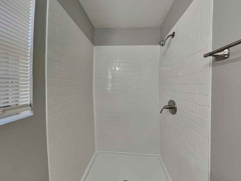 5835 Brenda Dr - Photo 7 of 19