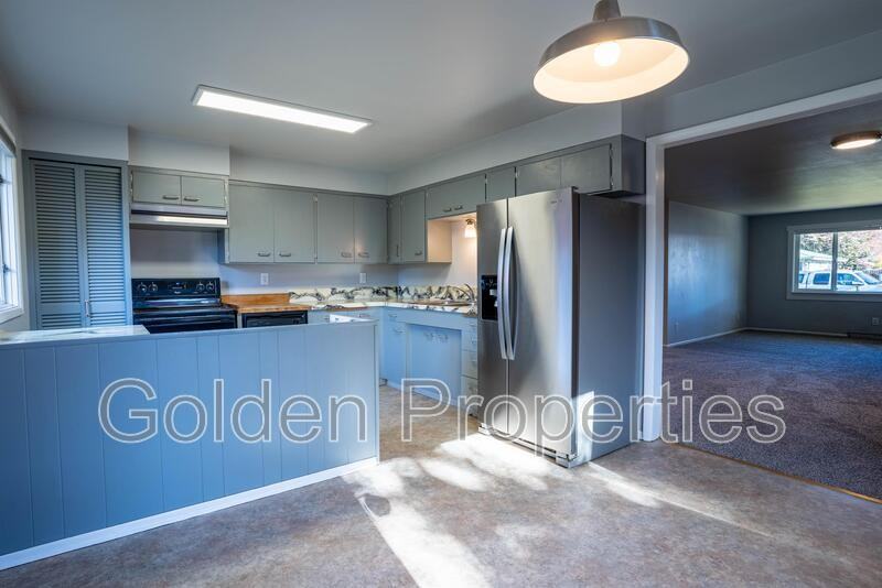 1013 N 14th St - Photo 4 of 24