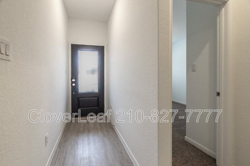 6072 Companion Rd - Photo 6 of 35