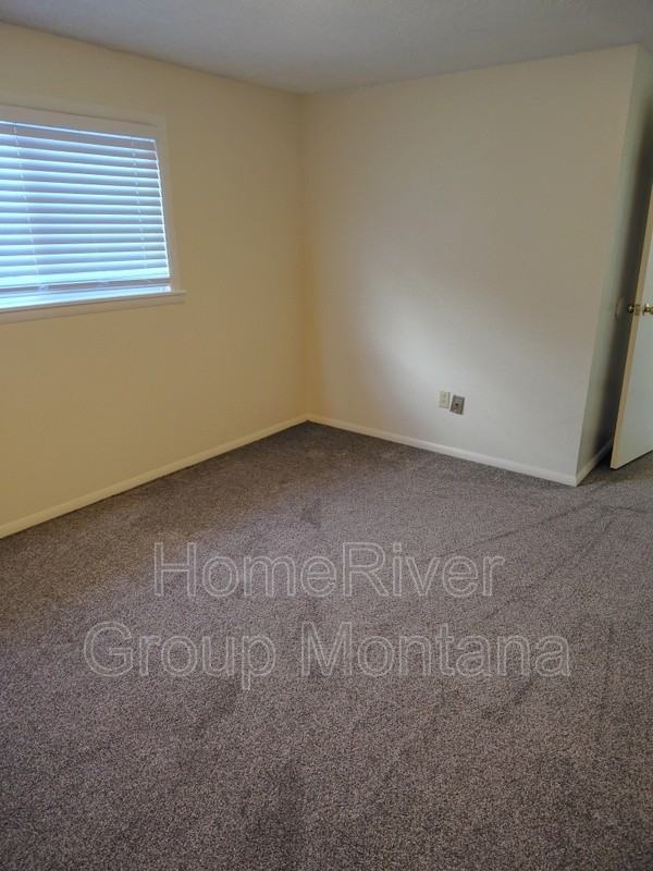 1734 Stoddard St #5 - Photo 2 of 7