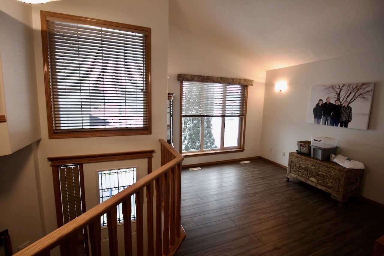 158 Westpark Way - Photo 6 of 34