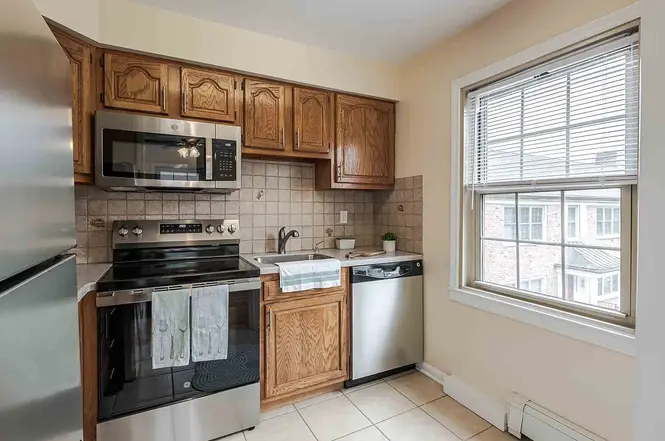 824 Mountain Ave - Photo 3 of 18