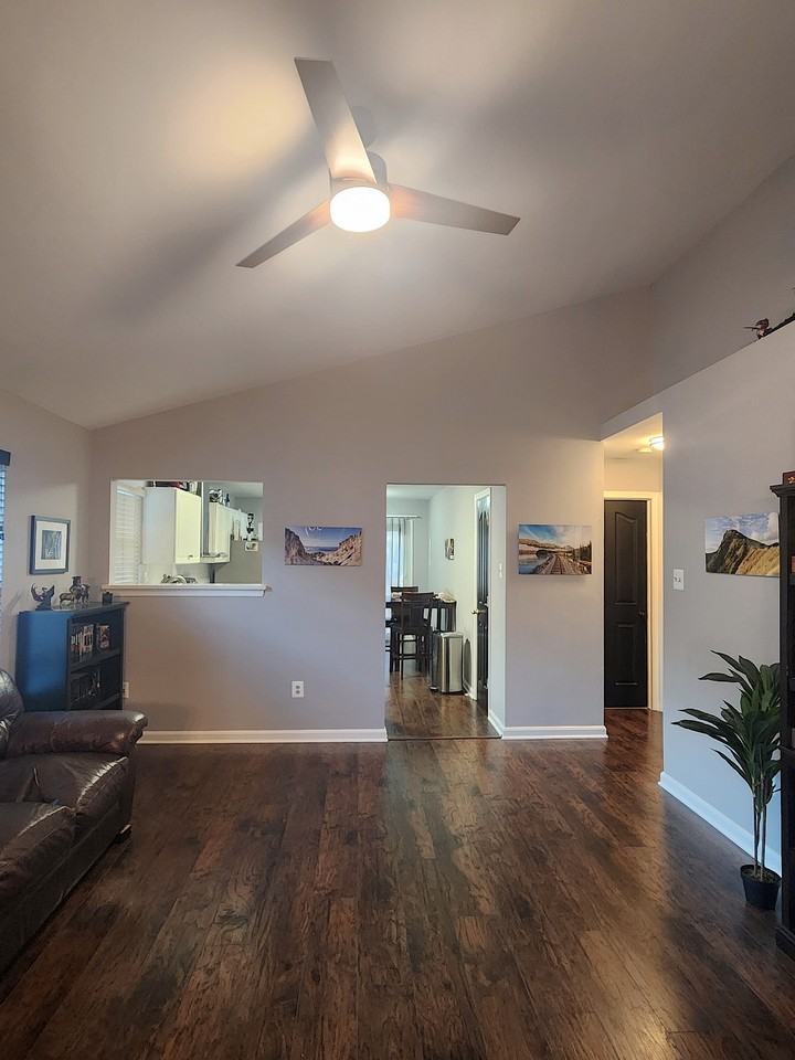 7472 Merrymaker Way - Photo 4 of 20