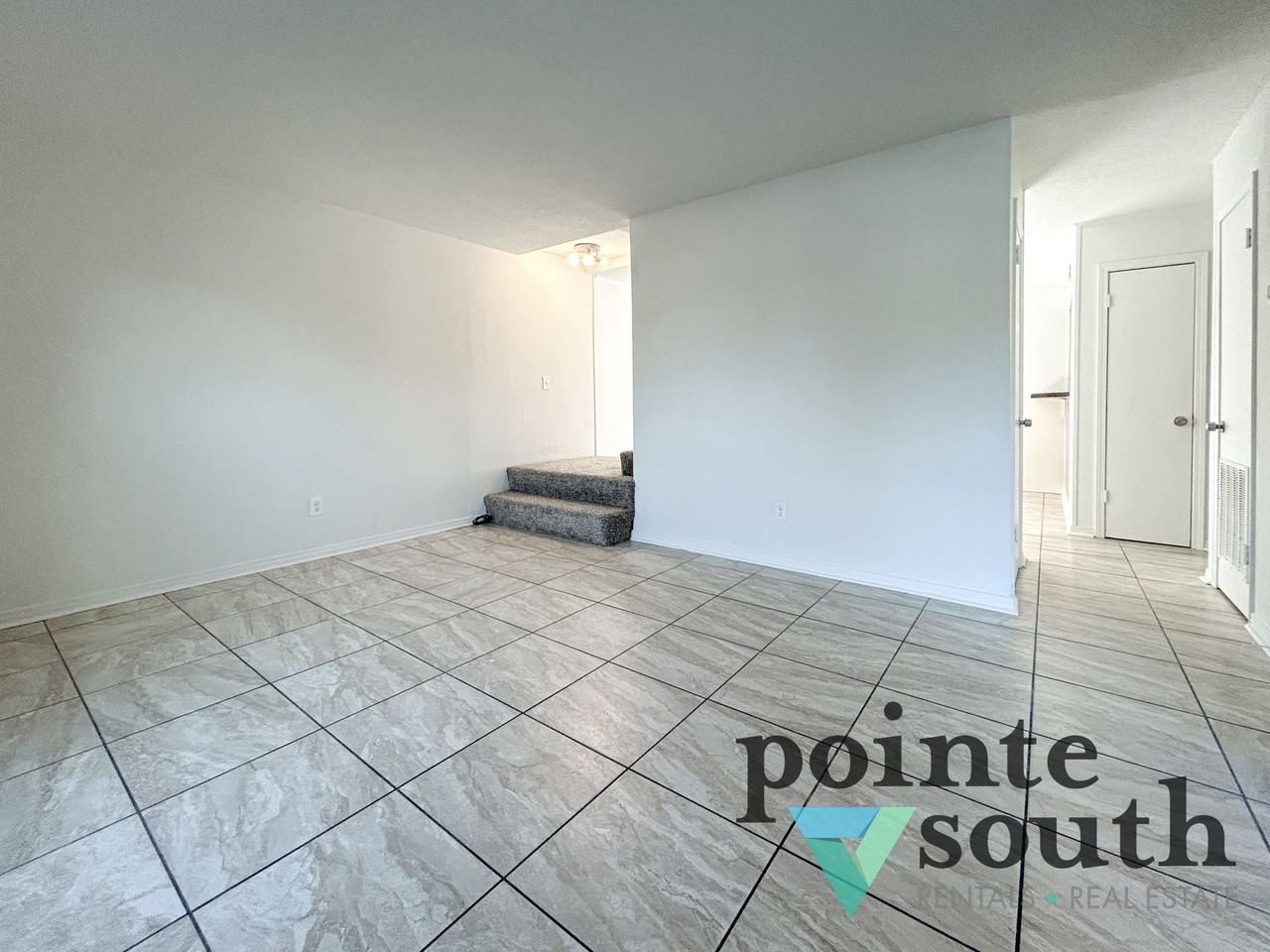 2119 Langley Ave - Photo 2 of 19