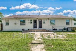 6429 E Cottonwood Ln - Photo 1 of 1