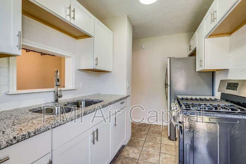 6429 E Cottonwood Ln - Photo 5 of 11