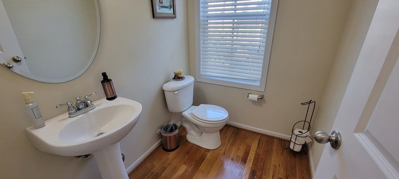 7911 Dukes Dynasty Dr - Photo 2 of 29