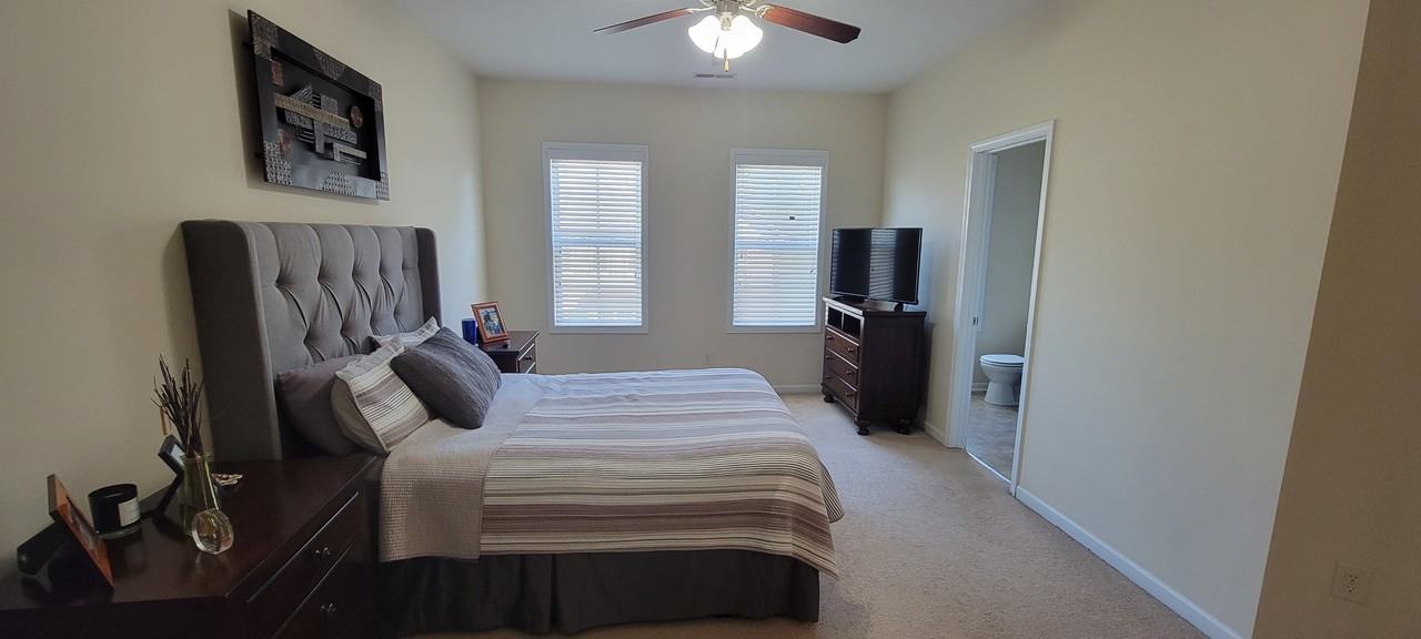 7911 Dukes Dynasty Dr - Photo 3 of 29