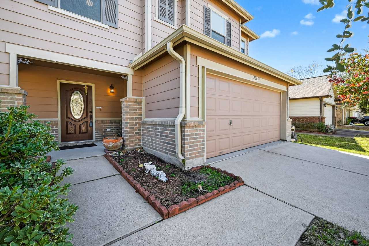 20631 Tayman Oaks Dr - Photo 3 of 47