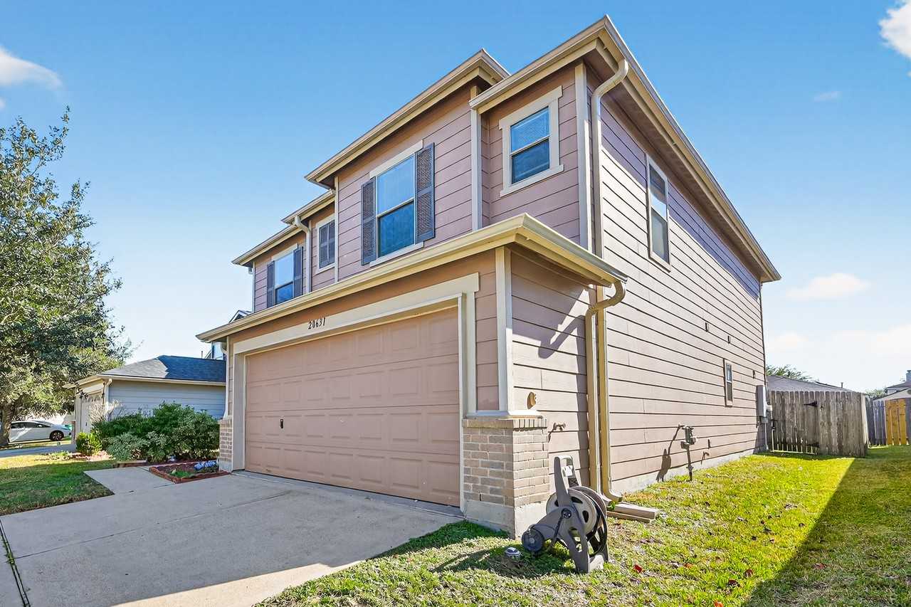 20631 Tayman Oaks Dr - Photo 5 of 47