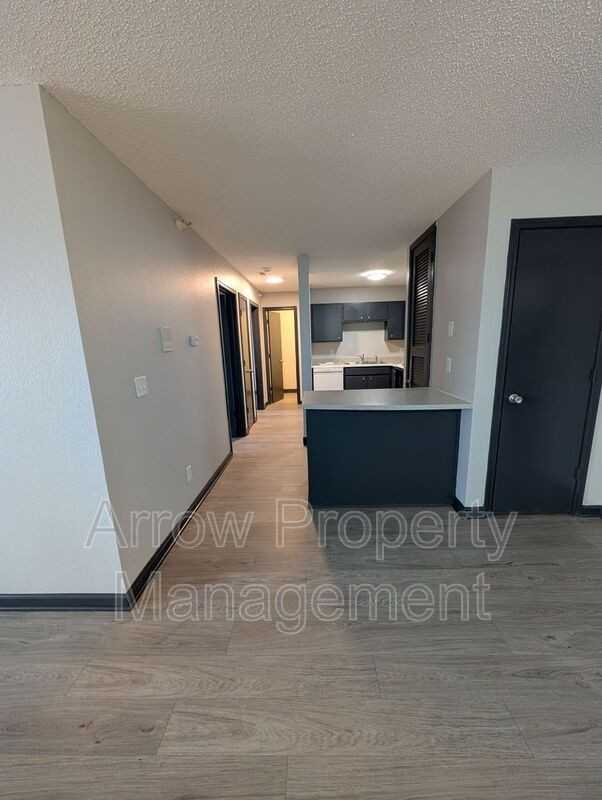 1216 S 2nd St #306 - Photo 3 of 11